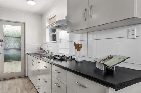 Photo of property in 2/143 Douglas Street, Whakatane, 3120