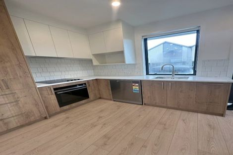 Photo of property in 20/21 Makomako Drive, Orewa, 0931