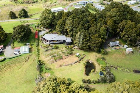 Photo of property in 397b Tauraroa Road, Maungakaramea, Whangarei, 0178