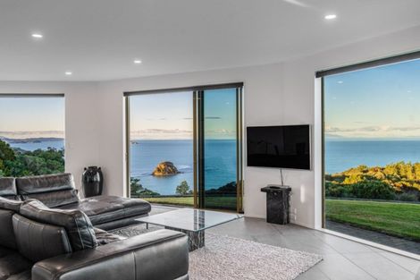 Photo of property in 995 Hibiscus Coast Highway, Waiwera, Orewa, 0994