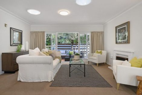 Photo of property in 2/8 Pierce Road, Milford, Auckland, 0620