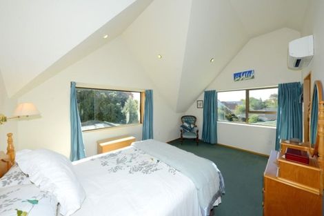 Photo of property in 17 Parr Place, Ilam, Christchurch, 8041