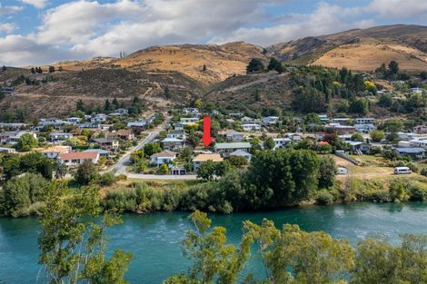 Photo of property in 43 Cheviot Street, Roxburgh, 9500