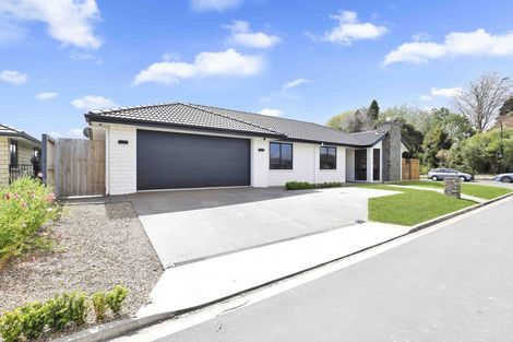 Photo of property in 2 Oderings Place, Huntington, Hamilton, 3210