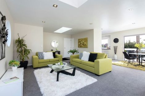 Photo of property in 2/26 Simmental Crescent, Somerville, Auckland, 2014