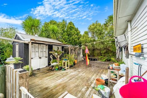 Photo of property in 19 Pakiri Road, Leigh, Warkworth, 0985