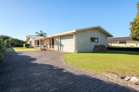 Photo of property in 9 Heron Crescent, Katikati, 3129