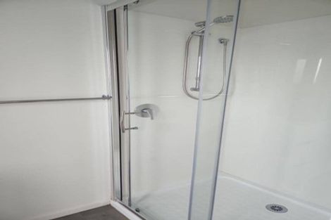 Photo of property in 308b One Tree Point Road, One Tree Point, 0118