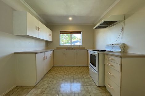 Photo of property in 5 Newton Place, Westbrook, Palmerston North, 4412