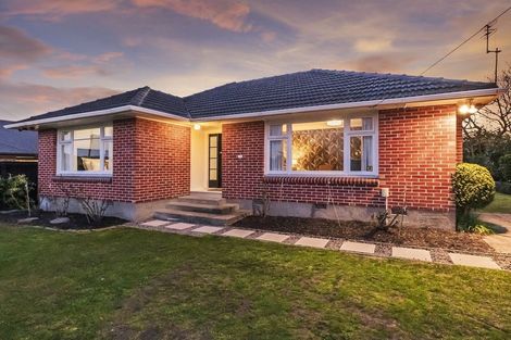 Photo of property in 25 Munro Street, Redwood, Christchurch, 8051