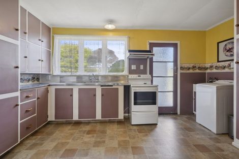 Photo of property in 17 Totara Street, Otaki, 5512