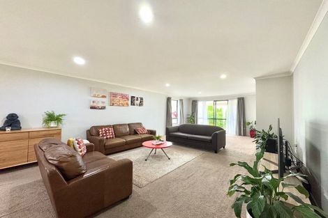 Photo of property in 64 Kaimoana Street, Weymouth, Auckland, 2103