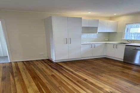 Photo of property in 75 Greenpark Road, Penrose, Auckland, 1061