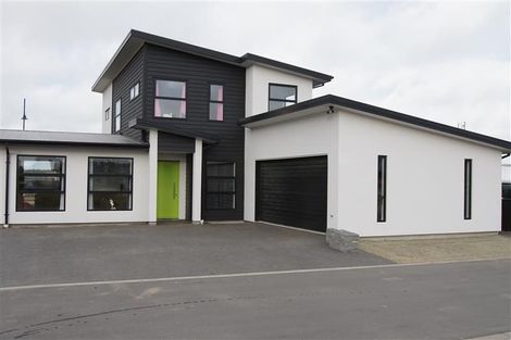 Photo of property in 13 Tommy Street, Pegasus, 7612