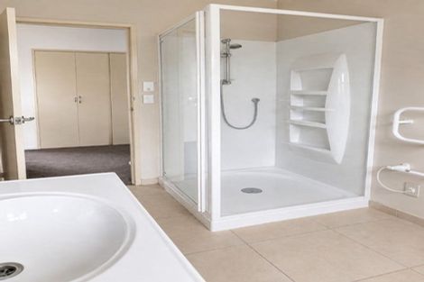 Photo of property in 31 Elizabeth Street, Riccarton, Christchurch, 8041