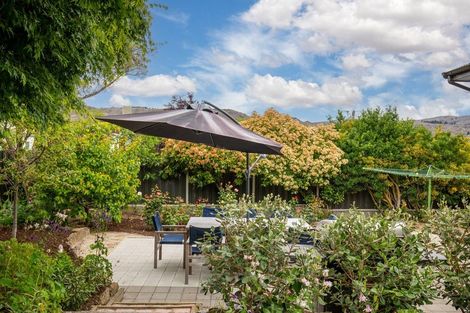 Photo of property in 2 Royal Terrace, Alexandra, 9320