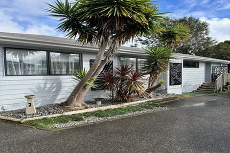 Photo of property in 2/383 Bucklands Road, Bucklands Beach, Auckland, 2012