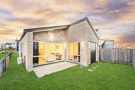 Photo of property in 20 Herekino Street, Westgate, Auckland, 0814