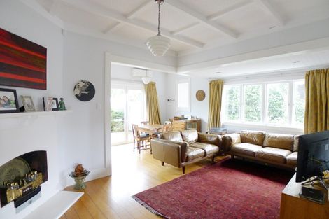 Photo of property in 43 Rawhiti Road, One Tree Hill, Auckland, 1061