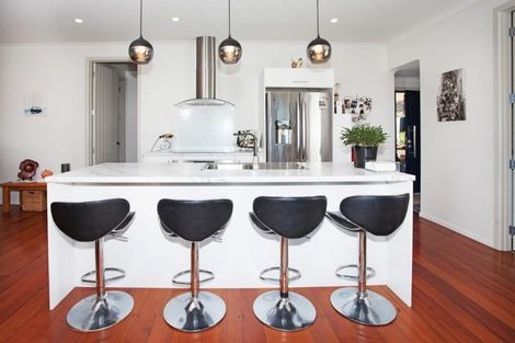 Photo of property in 121 Rangituia Street, Whangamata, 3691