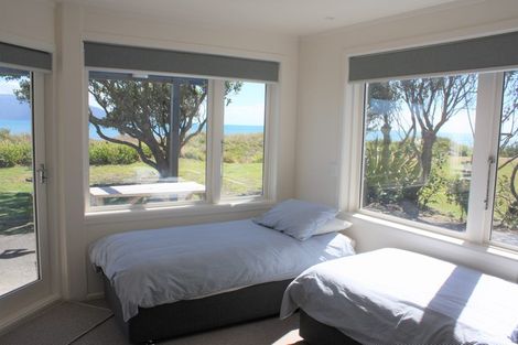 Photo of property in 59 Field Way, Waikanae Beach, Waikanae, 5036