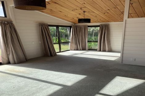 Photo of property in 10 Jane Street, Waikanae Beach, Waikanae, 5036