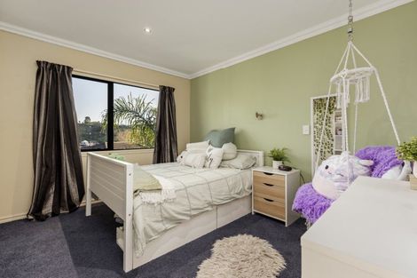 Photo of property in 22 Talbot Place, Welcome Bay, Tauranga, 3112