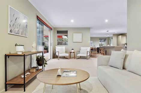 Photo of property in 24 Gavinike Place, Waimauku, 0812