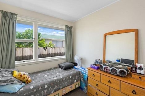 Photo of property in 2/60 Avalon Street, Richmond, Christchurch, 8013