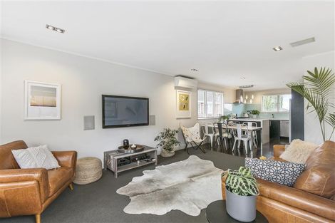 Photo of property in 29 Fir Street, Waterview, Auckland, 1026