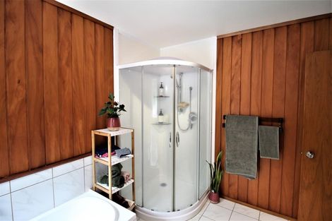 Photo of property in 8 Ngahere Drive, Horahora, Whangarei, 0110