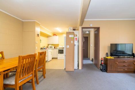 Photo of property in 31f Duke Street, North Dunedin, Dunedin, 9016