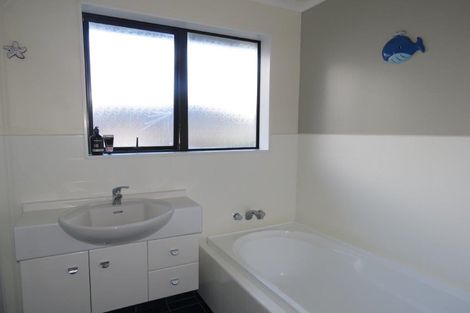 Photo of property in 71 Harvey Street, Grasmere, Invercargill, 9810