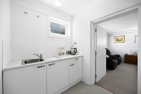 Photo of property in 2 Awatere Avenue, Beerescourt, Hamilton, 3200