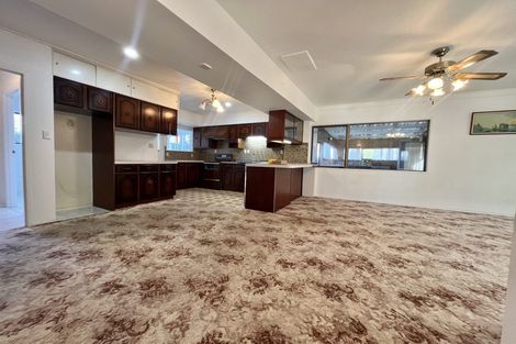 Photo of property in 3 Everglade Drive, Goodwood Heights, Auckland, 2105