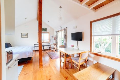 Photo of property in 81 Vauxhall Road, Devonport, Auckland, 0624