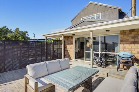 Photo of property in 11 Rodney Avenue, Te Horo Beach, Otaki, 5581