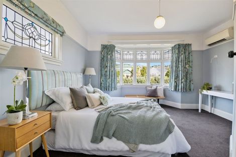 Photo of property in 11 Corson Avenue, Beckenham, Christchurch, 8023