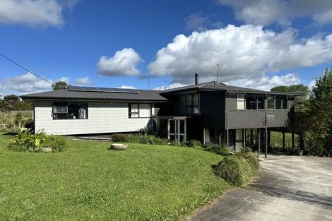 Photo of property in 8 Huarau Station Road, Maungaturoto, 0583