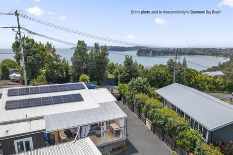 Photo of property in 127 Vipond Road, Stanmore Bay, Whangaparaoa, 0932