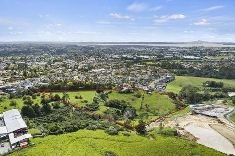 Photo of property in 16 Babich Road, Henderson Valley, Auckland, 0614
