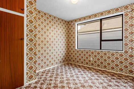 Photo of property in 2/17 Garreg Road, Fendalton, Christchurch, 8052