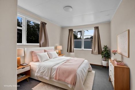 Photo of property in 12 Grenville Street, Marfell, New Plymouth, 4310