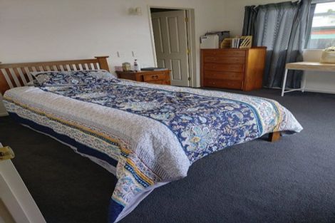 Photo of property in 99a Bolton Street, Blockhouse Bay, Auckland, 0600