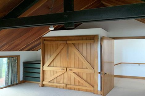 Photo of property in 15 Robieson Street, Roseneath, Wellington, 6011