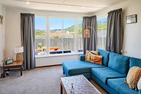 Photo of property in 49a Piko Street, Titahi Bay, Porirua, 5022