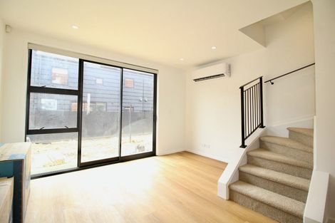 Photo of property in 69 Tuaiwi Street, Manukau, Auckland, 2104