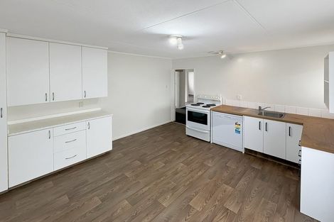 Photo of property in 86 Stillwater Place, Westbrook, Palmerston North, 4412