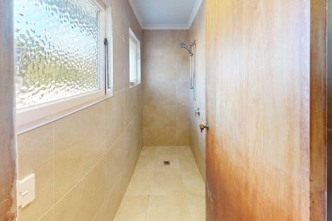 Photo of property in 10 Saint Johns Avenue, Palmerston North, 4414