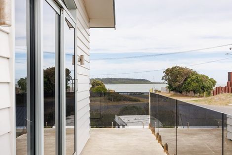 Photo of property in 18 Robbie Street, Foxton Beach, Foxton, 4815